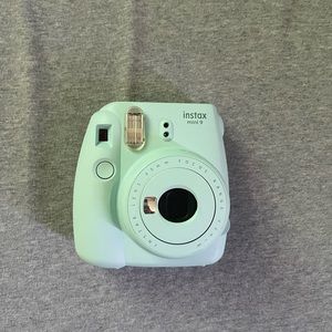 instax mini 9 polaroid camera